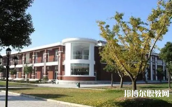 晉城虹橋技校怎么樣、好不好
