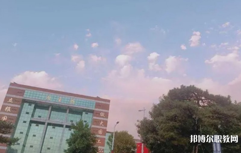 2024萊蕪航空中等專業(yè)學(xué)校招生計(jì)劃 招生人數(shù)是多少(附要求、條件、對(duì)象)