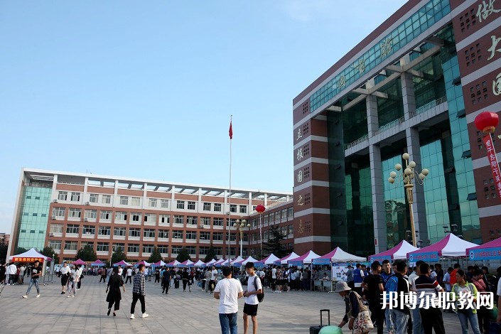 萊蕪航空中等專業(yè)學校怎么樣、好不好