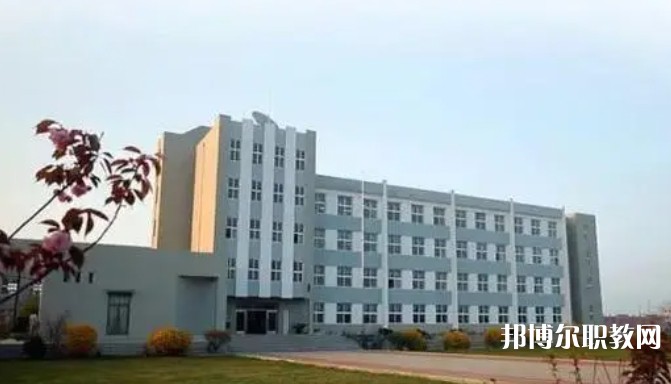 長(zhǎng)?？h中等職業(yè)技術(shù)專(zhuān)業(yè)學(xué)校地址，乘車(chē)路線