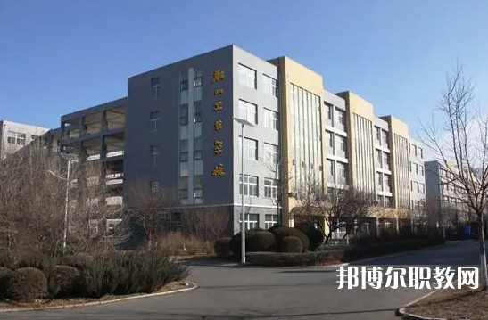 2024鞍山衛(wèi)生學(xué)校招生計(jì)劃 招生人數(shù)是多少(附要求、條件、對象)