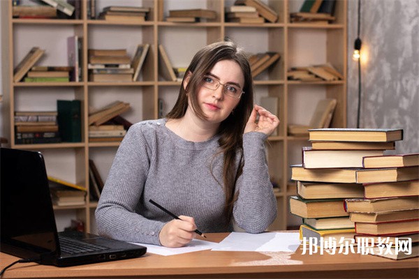 貴州哪里的技工學校能讀大數據技術應用專業(yè)
