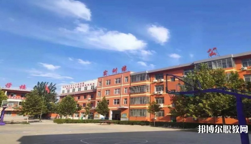 運城市韓韓集團高級職業(yè)中學怎么樣、好不好